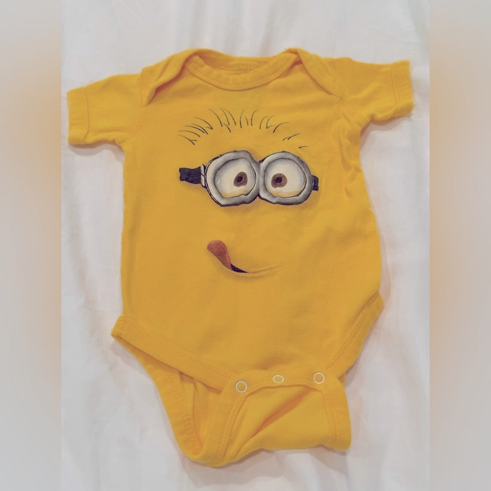 6M Minion Onesie
